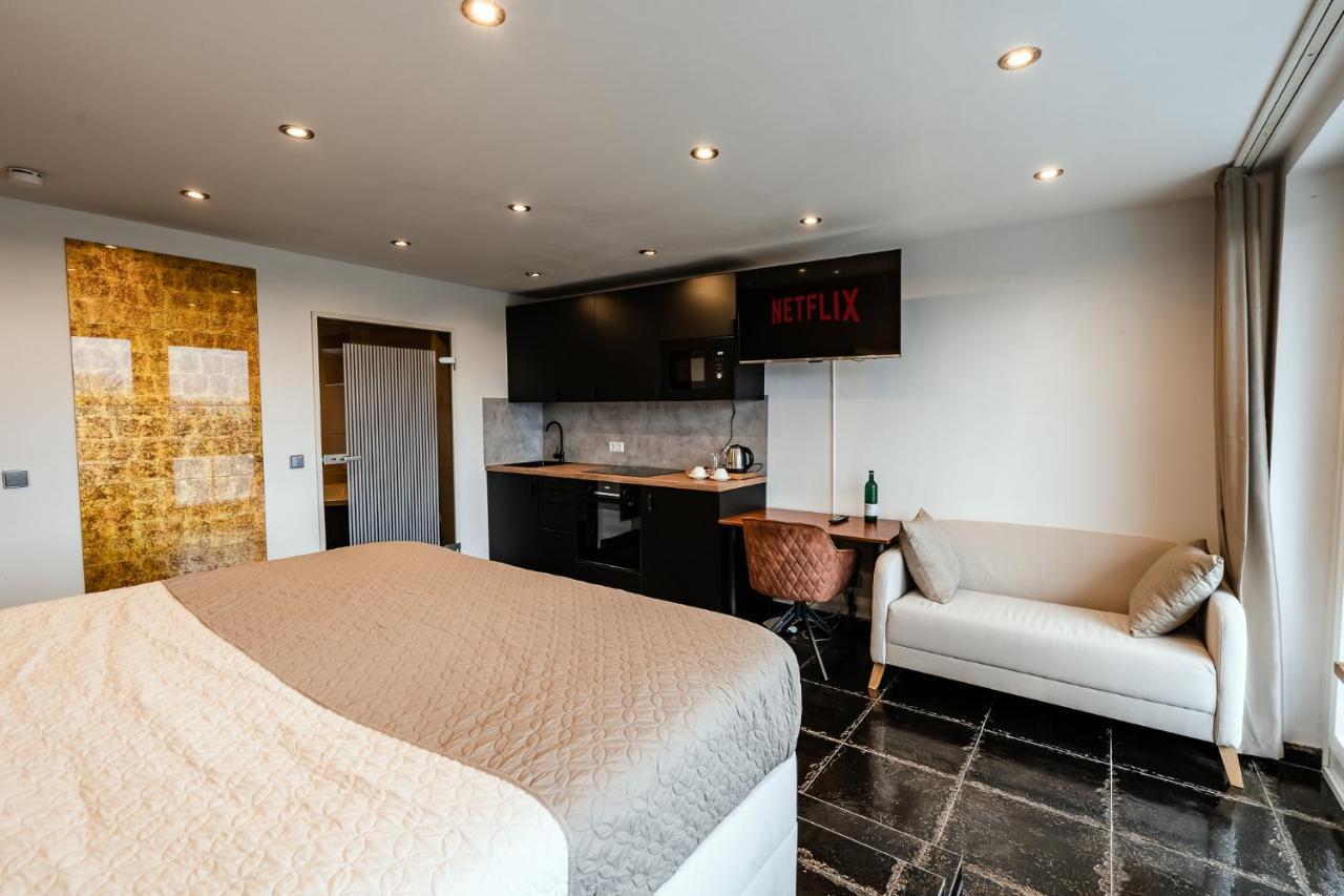 Studio Apartment In Naehe Hamburg Halstenbek エクステリア 写真